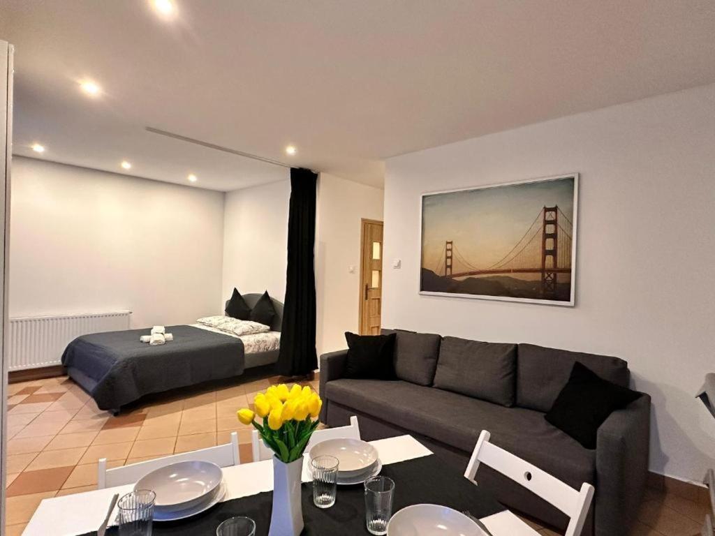 The M O D E R N C I T Y Spot Appartement Katowice Buitenkant foto